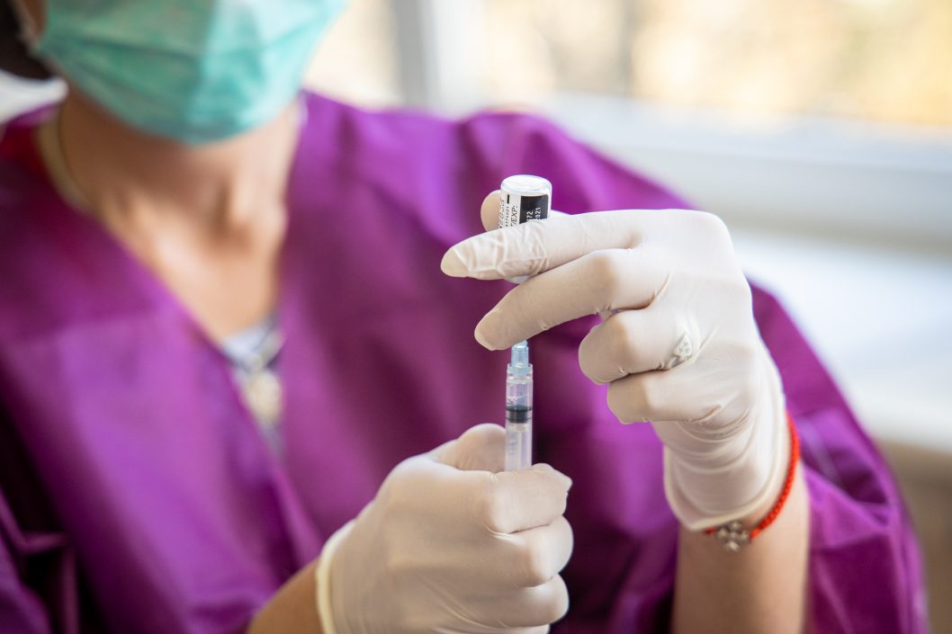 На Днепропетровщине сделали более 1,8 млн прививок от коронавируса - рис. 1