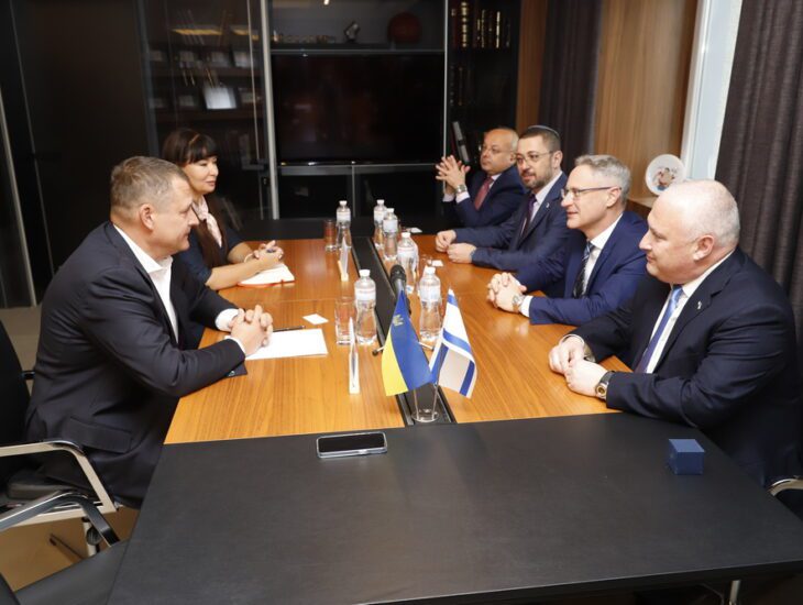 В Днепре прошла встреча Бориса Филатова с новоназначенным послом Израиля в Украине - рис. 1