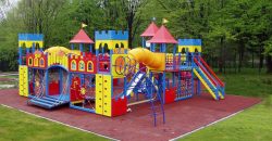 В Днепре планируют закупить игровые комплексы для 2 детских площадок - рис. 4