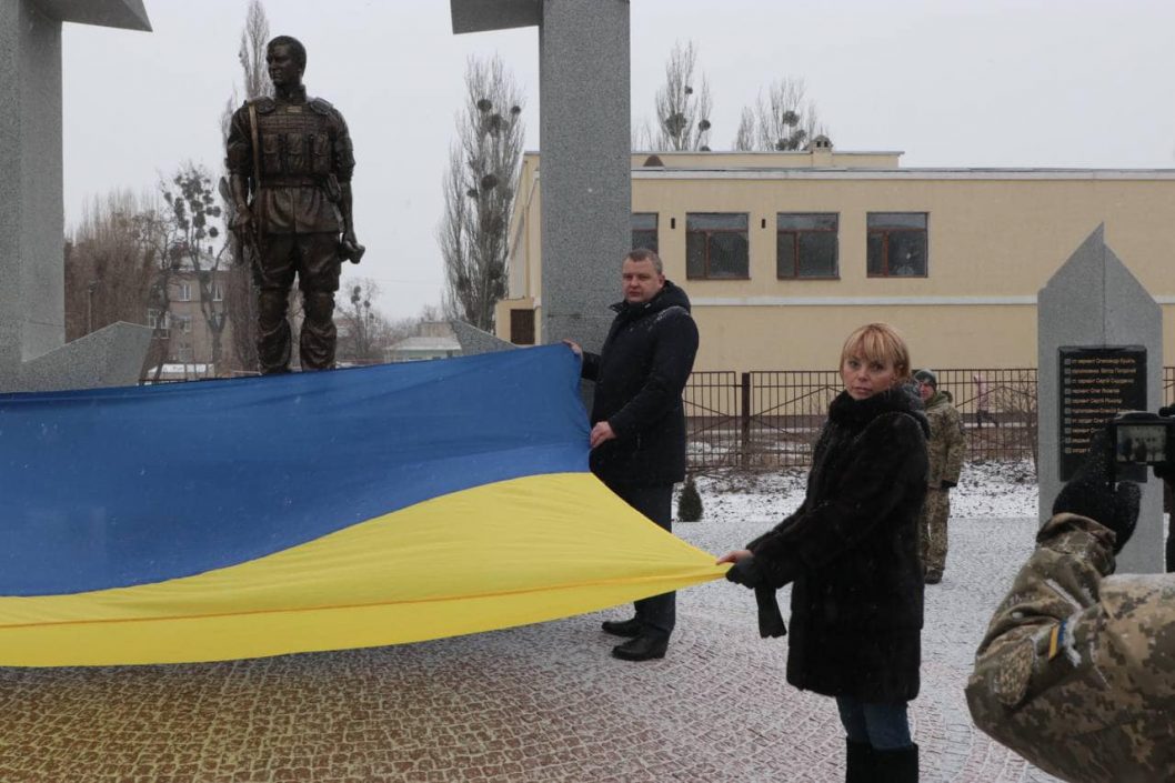 В Новомосковске открыли памятник воинам, которые погибли в АТО/ООС (Фото) - рис. 2