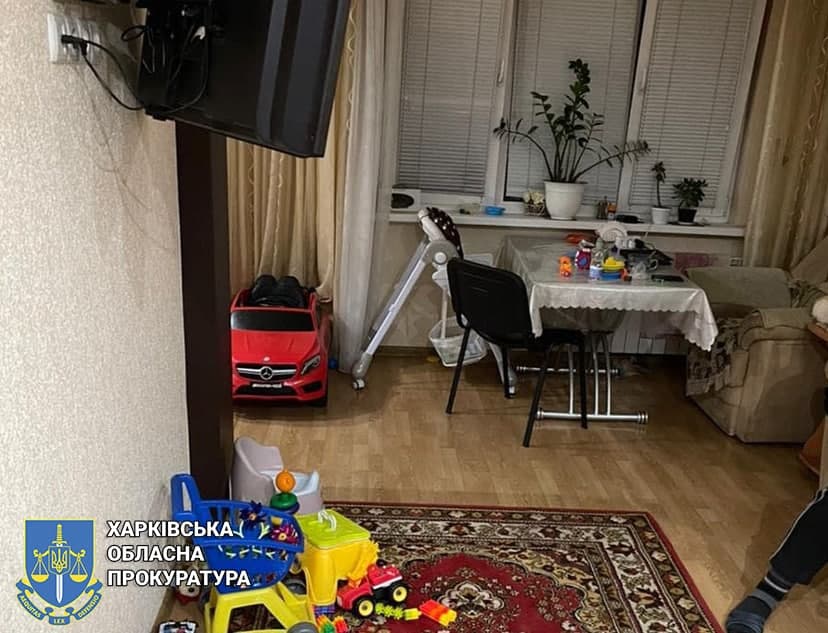 В Харькове мать задушила 2-летнего ребёнка и выбросилась из окна - рис. 3