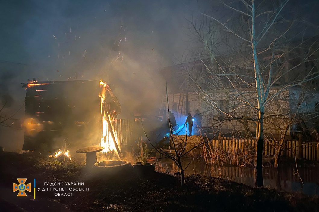В Днепре во время пожара пострадала 35-летняя женщина - рис. 2