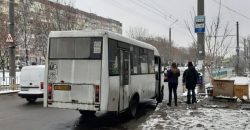 Первый гололед: в Днепре стали задерживаться автобусы и маршрутки - рис. 5