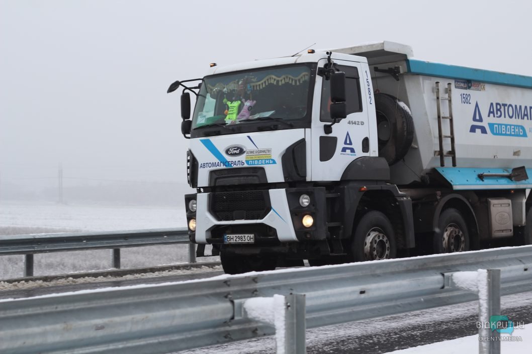 Завершение долгостроя: под Днепром открыли движение по объездной дороге (Фото) - рис. 10