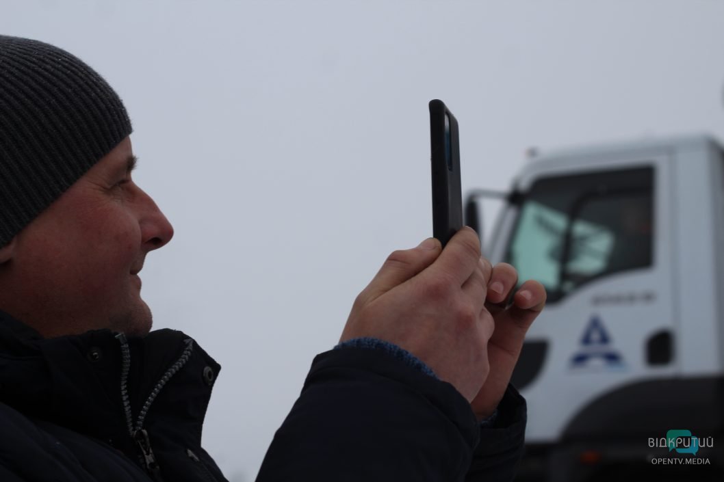 Завершение долгостроя: под Днепром открыли движение по объездной дороге (Фото) - рис. 15