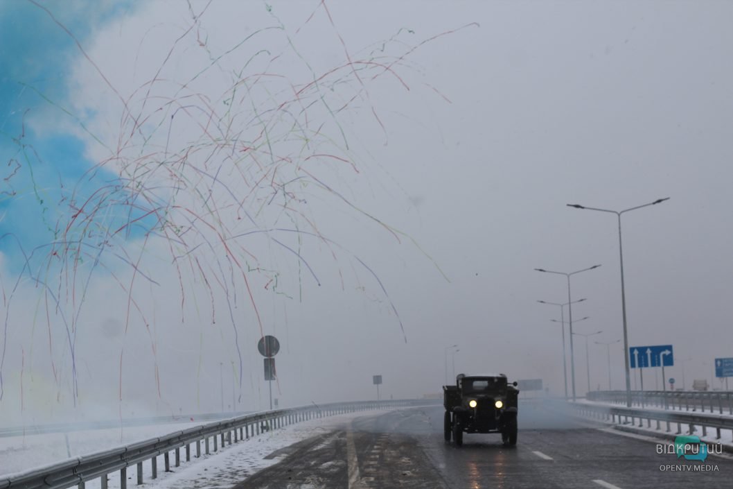 Завершение долгостроя: под Днепром открыли движение по объездной дороге (Фото) - рис. 14