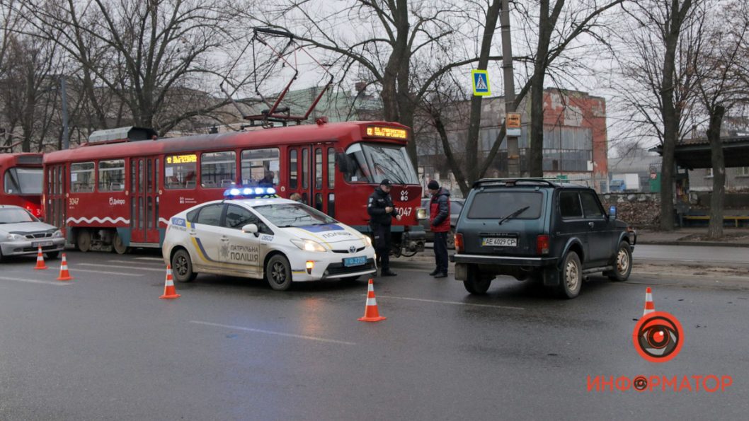 В Днепре водитель «Нивы» сбил женщину на проспекте Хмельницкого (Фото) - рис. 1