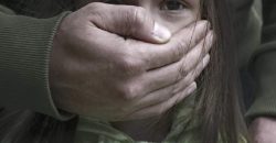 Детский дом или голодовка: в Каменском мужчина 10 лет насиловал своих дочерей - рис. 11