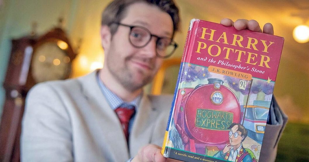 Рекорд в США: книгу из серии про Гарри Поттера купили почти за 500 тысяч - рис. 1
