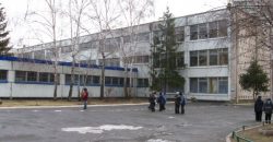 В Днепре «заминировали» школу №111: всех учеников вывели - рис. 6
