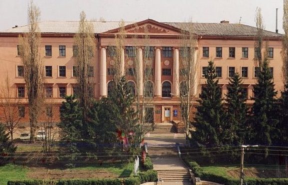 Пары пойдут не по плану: на Днепропетровщине сообщили о минировании учебного заведения - рис. 1