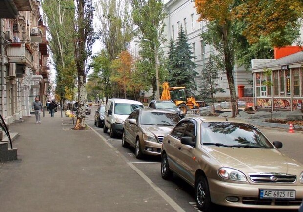 В Днепре почти на месяц планируют перекрыть улицу Олеся Гончара - рис. 1