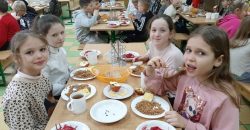 В школах Днепра питание по новому меню: какие впечатления у детей - рис. 5