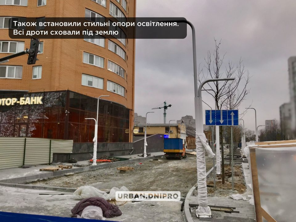 В Днепре продолжают реконструкцию Успенской площади (Фото) - рис. 3