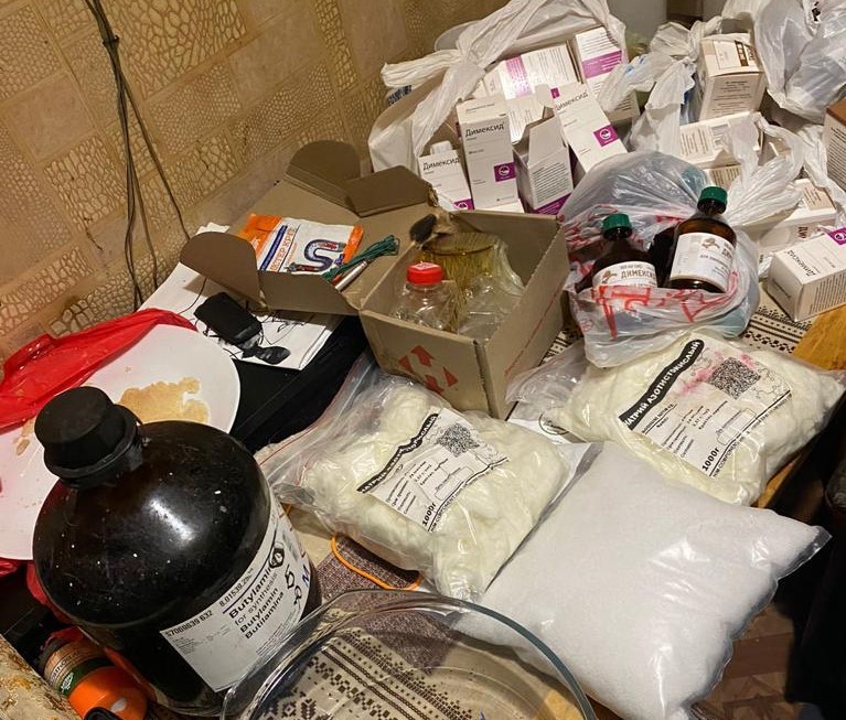 В Каменском полиция ликвидировала нарколабораторию - рис. 4