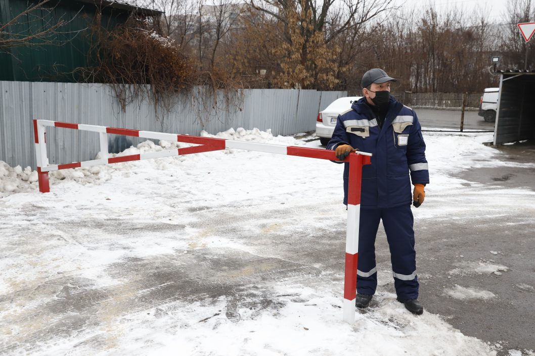 Охрана и правильная разметка: в Днепре рассказали о работе парковок - рис. 3