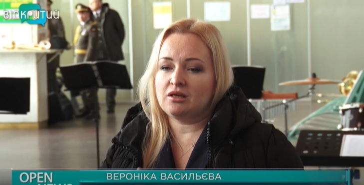 В Днепре почтили память погибших украинских киборгов концертом-реквиемом (Видео) - рис. 3