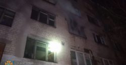 В Павлограде во время пожара спасли 19 жителей семейного общежития - рис. 7