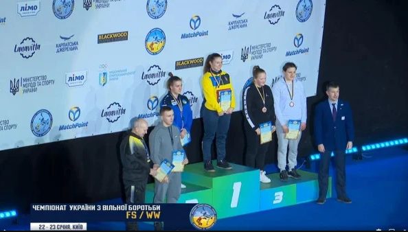 Криворожанки завоевали медали на чемпионате Украины по вольной борьбе - рис. 1