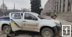 Угроза взрыва горсовета Кривого Рога: здание оцепила полиция, людей эвакуировали - рис. 5