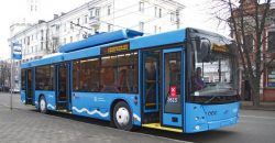 В Днепре сократили график работы общественного транспорта из-за комендантского часа - рис. 11