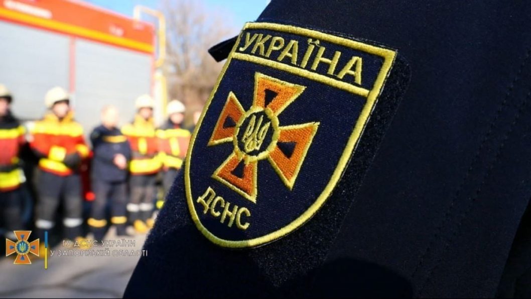 Спасатели Днепропетровщины вместе с теробороной сделали более 400 коктейлей Молотова - рис. 1