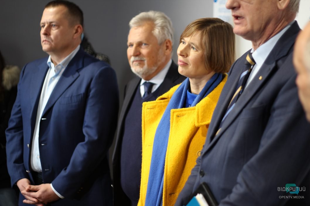 В Днепр с внезапным визитом прибыла экс-президент Эстонии (Фото) - рис. 5