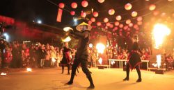 Театрализованные выступления и танец Золотого дракона: как в Днепре отметили Китайский Новый год (Фото) - рис. 1