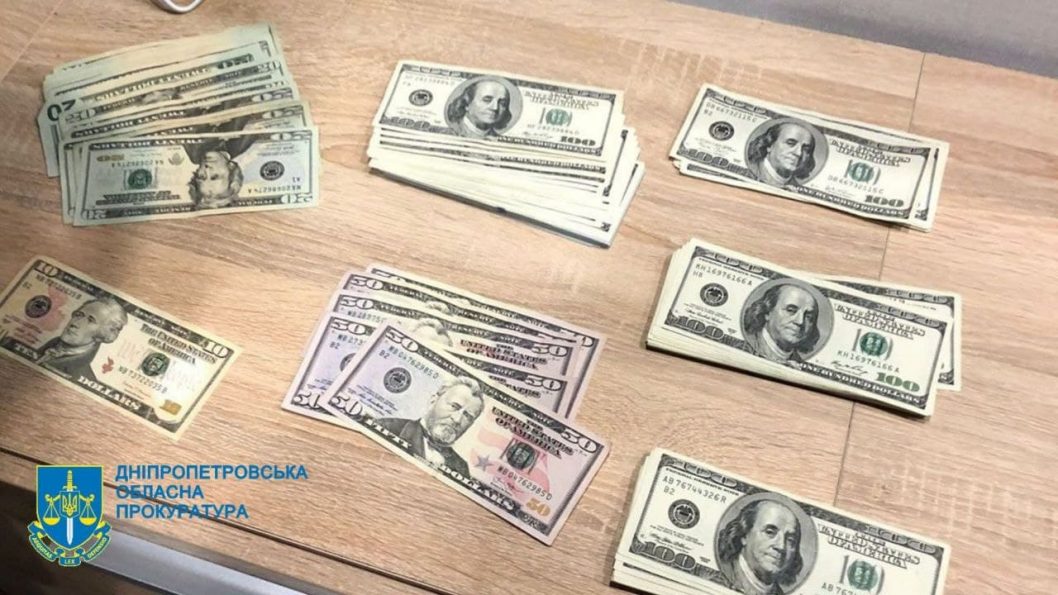 Зарабатывали до миллиона в месяц: на Днепропетровщине ликвидировали нарколабораторию - рис. 3
