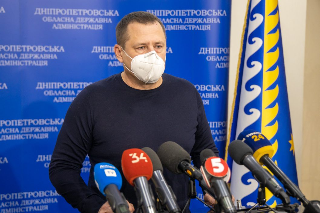 В Днепре и области с сегодняшнего дня можно покупать оружие для самообороны - рис. 1