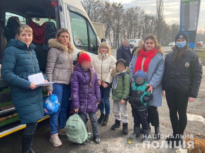 Полиция пресекла попытку жителя Днепропетровщины вывезти четверых детей в Россию - рис. 1