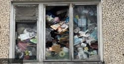 В Днепре женщина завалила мусором комнату в общежитии (Фото) - рис. 17