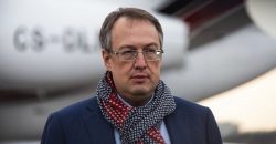 Обстреляли склады танковой бригады и уничтожили мост: что происходит в Кривом Роге - рис. 1
