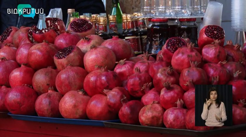 Повышает гемоглобин, улучшает память: как правильно выбрать гранат - рис. 1