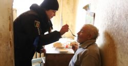 На Днепропетровщине правоохранители взяли под опеку 79-летнего пенсионера - рис. 21