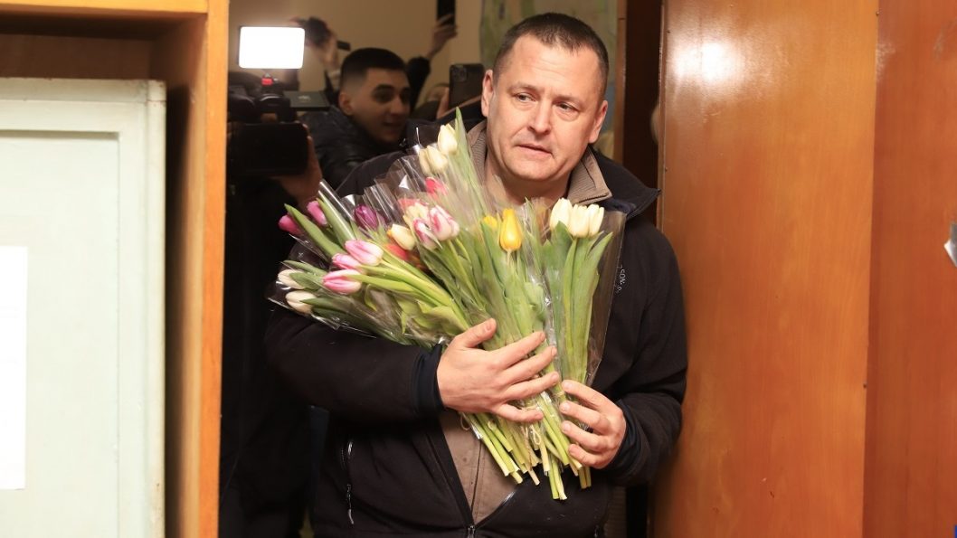 Сильные женщины независимой страны: Борис Филатов поздравил днепрянок с 8 марта - рис. 1