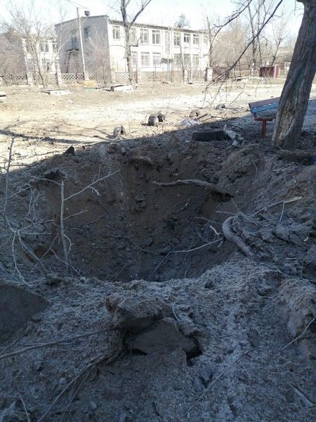 Города Луганщины подверглись бомбардировке, в том числе фосфорными бомбами - рис. 2