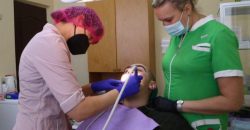 Никто не остается в стороне: стоматолог из Днепра бесплатно лечит украинских бойцов - рис. 18