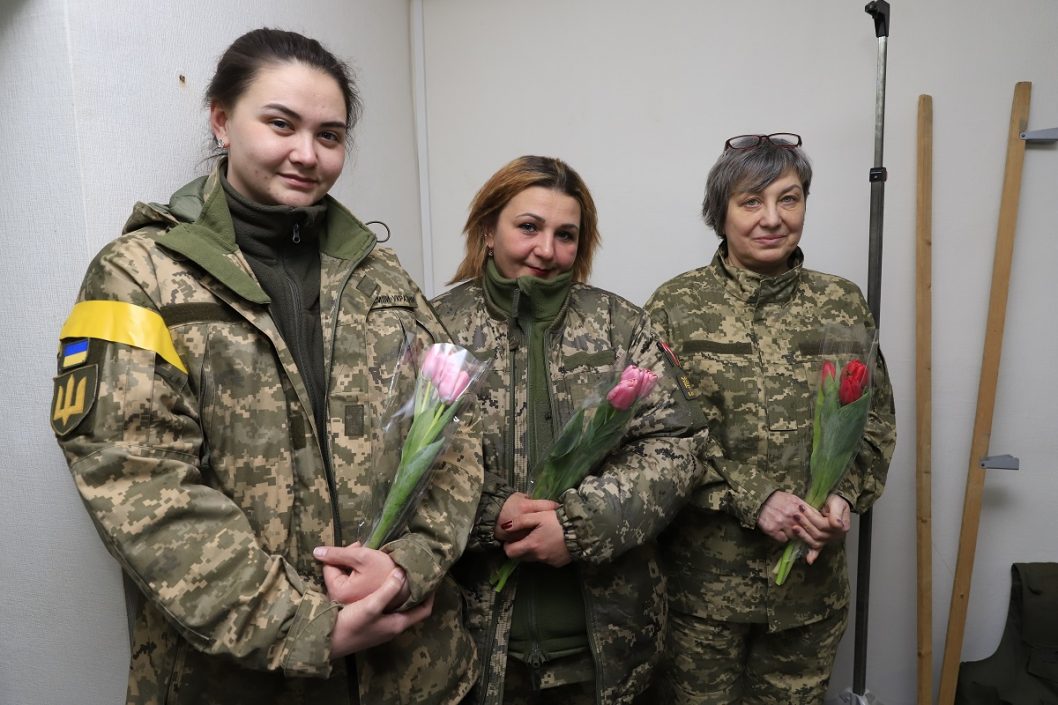 Сильные женщины независимой страны: Борис Филатов поздравил днепрянок с 8 марта - рис. 8