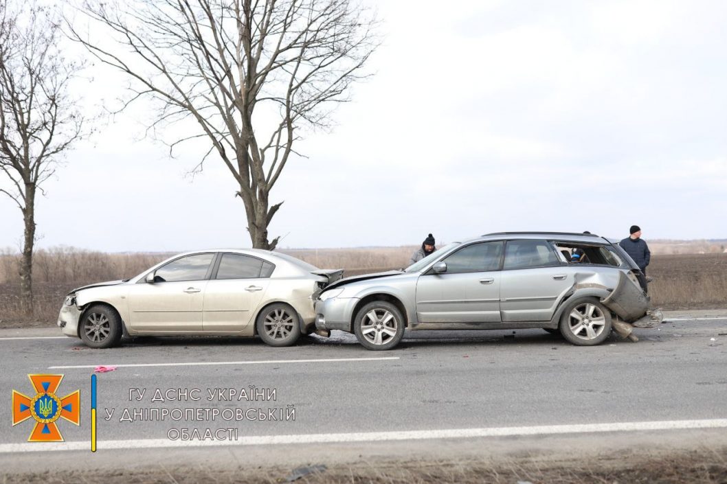 Тройное ДТП на Криворожском шоссе в Днепре: есть пострадавшие - рис. 2