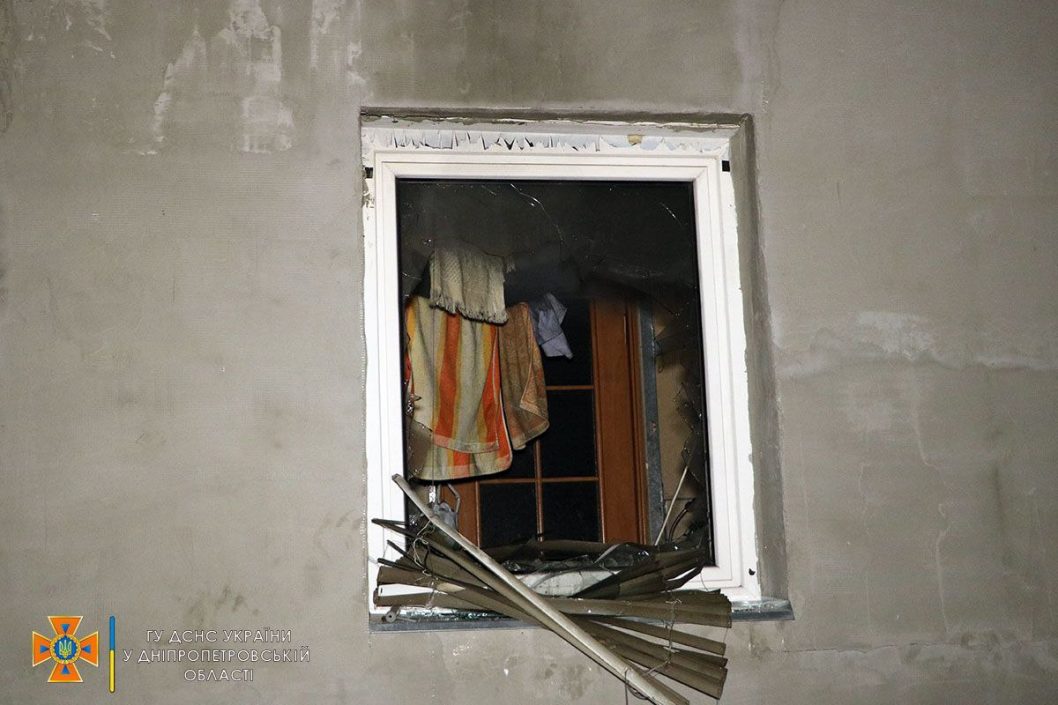 В Днепре во время пожара в частном секторе погиб мужчина (Фото) - рис. 2