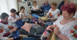 Как в Днепре слушатели Университета третьего возраста помогают военным - рис. 8