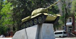 Мэр Днепра Филатов рассказал, почему нужно демонтировать танк генерала Пушкину - рис. 21