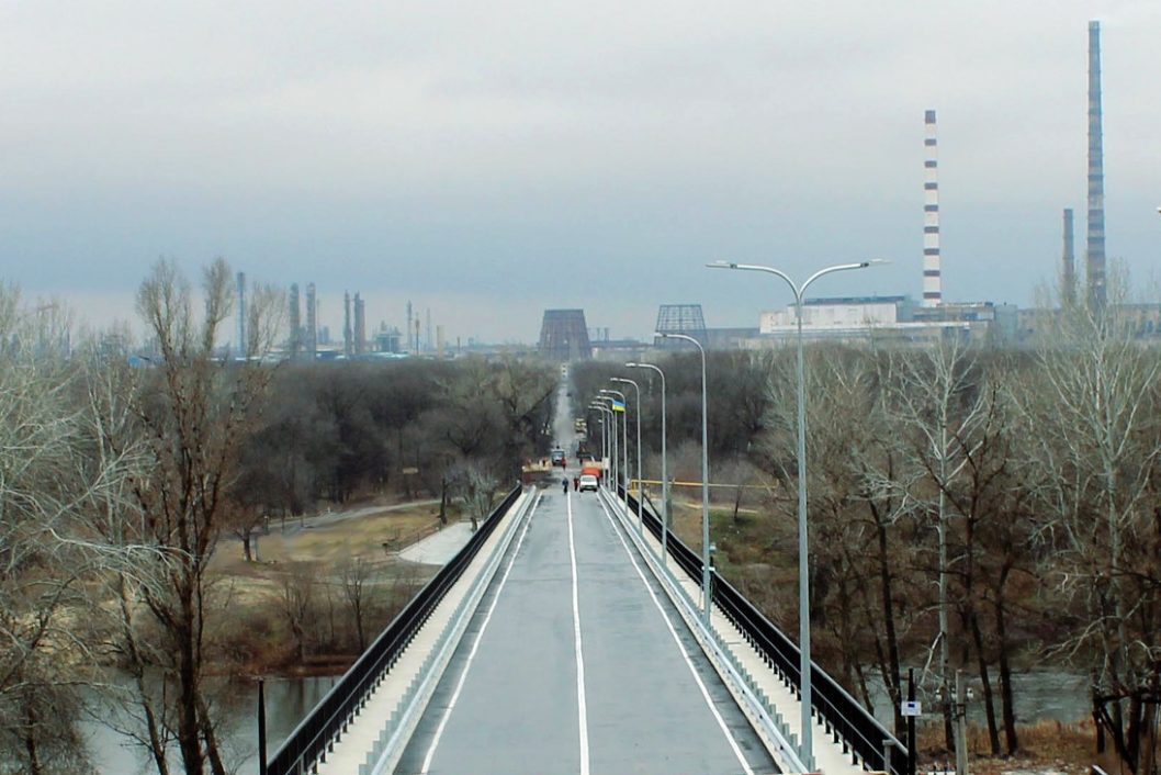 По наводке росСМИ: ВСУ ликвидировали вражескую технику, уничтожившую мост в Луганской области - рис. 4