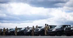 Тероборона Днепра получила 10 современных пикапов и 4 микроавтобуса - рис. 6