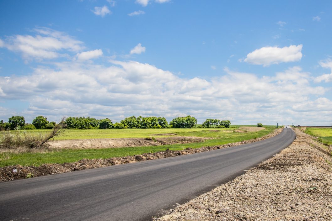 На Днепропетровщине завершают ремонт на автодороге Мерефа-Лозовая-Павлоград - рис. 6