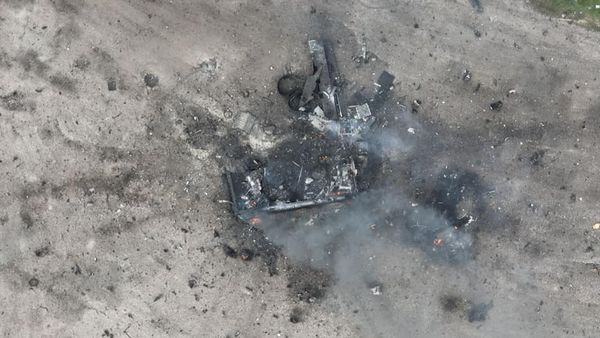 Бойцы днепровской 93-й ОМБр уничтожили БМП врага в Харьковской области - рис. 1