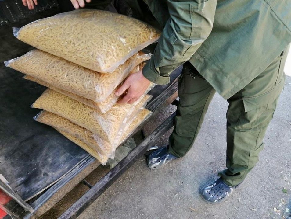 Волонтеры Днепра передали бойцам теробороны тонны гуманитарной помощи (Фото) - рис. 4
