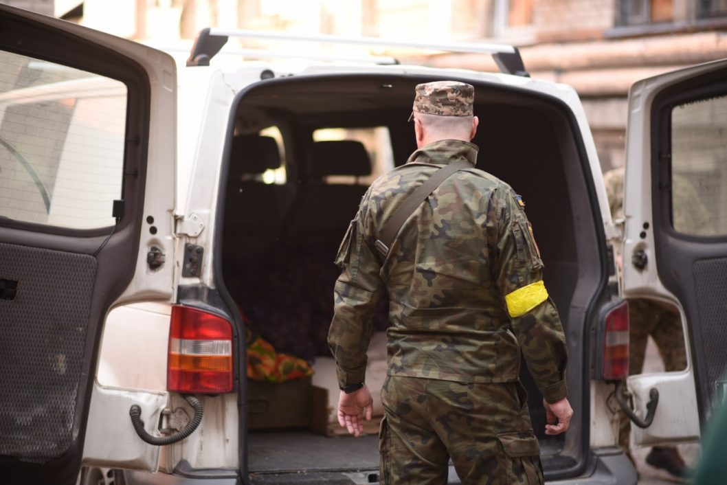 Волонтеры Днепра передали бойцам теробороны тонны гуманитарной помощи (Фото) - рис. 6
