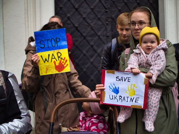 Журналистка из Днепра организовала в Австрии акцию в поддержку Украины (Фото) - рис. 2